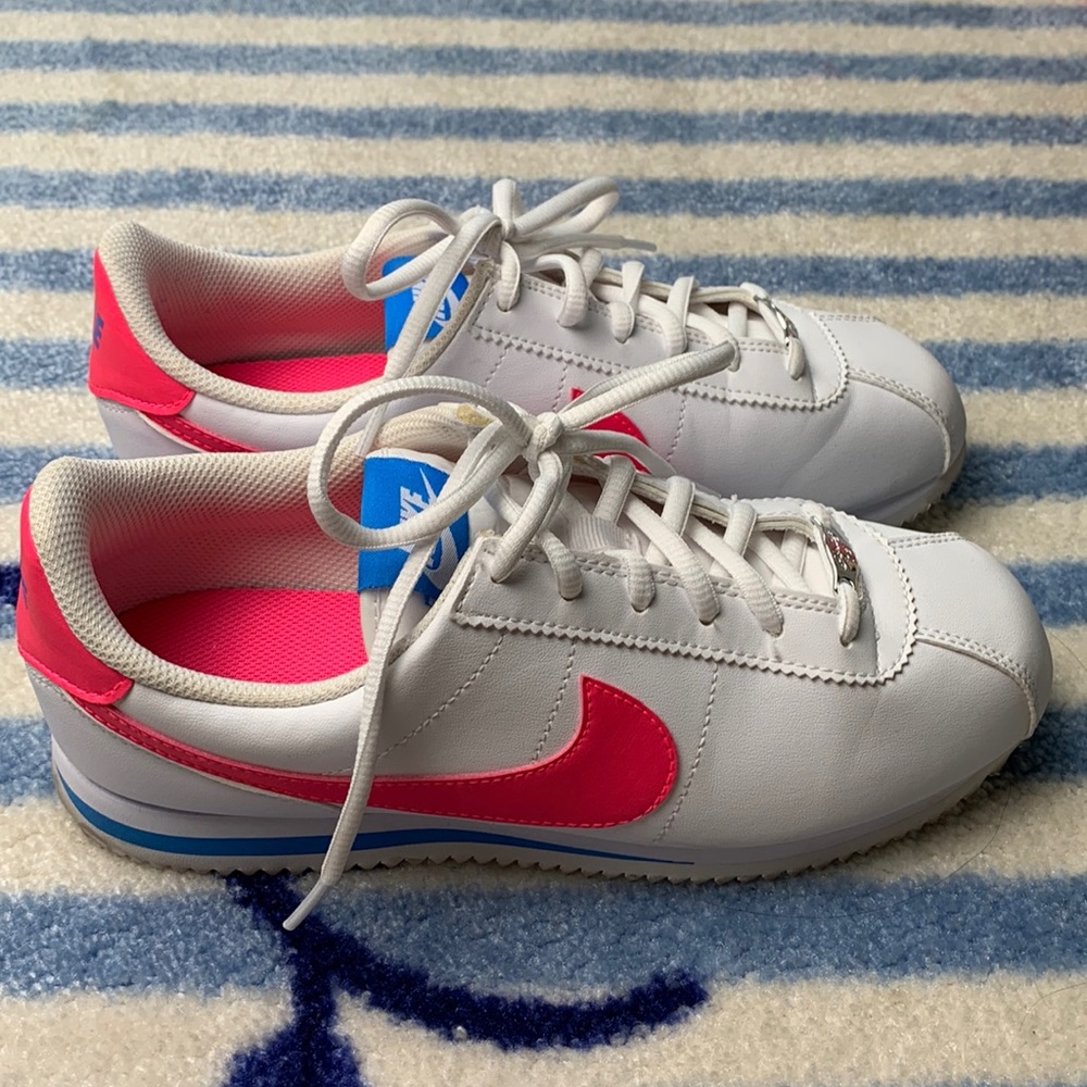 Nike shoes